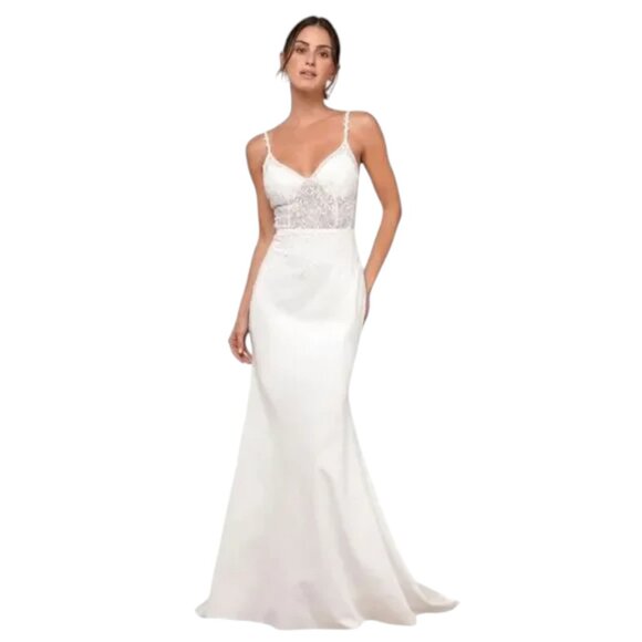 Lulus Ivory Beaded Wedding Dress NWT Size Small Embroidered Lace Wedding Gown - Picture 1 of 10